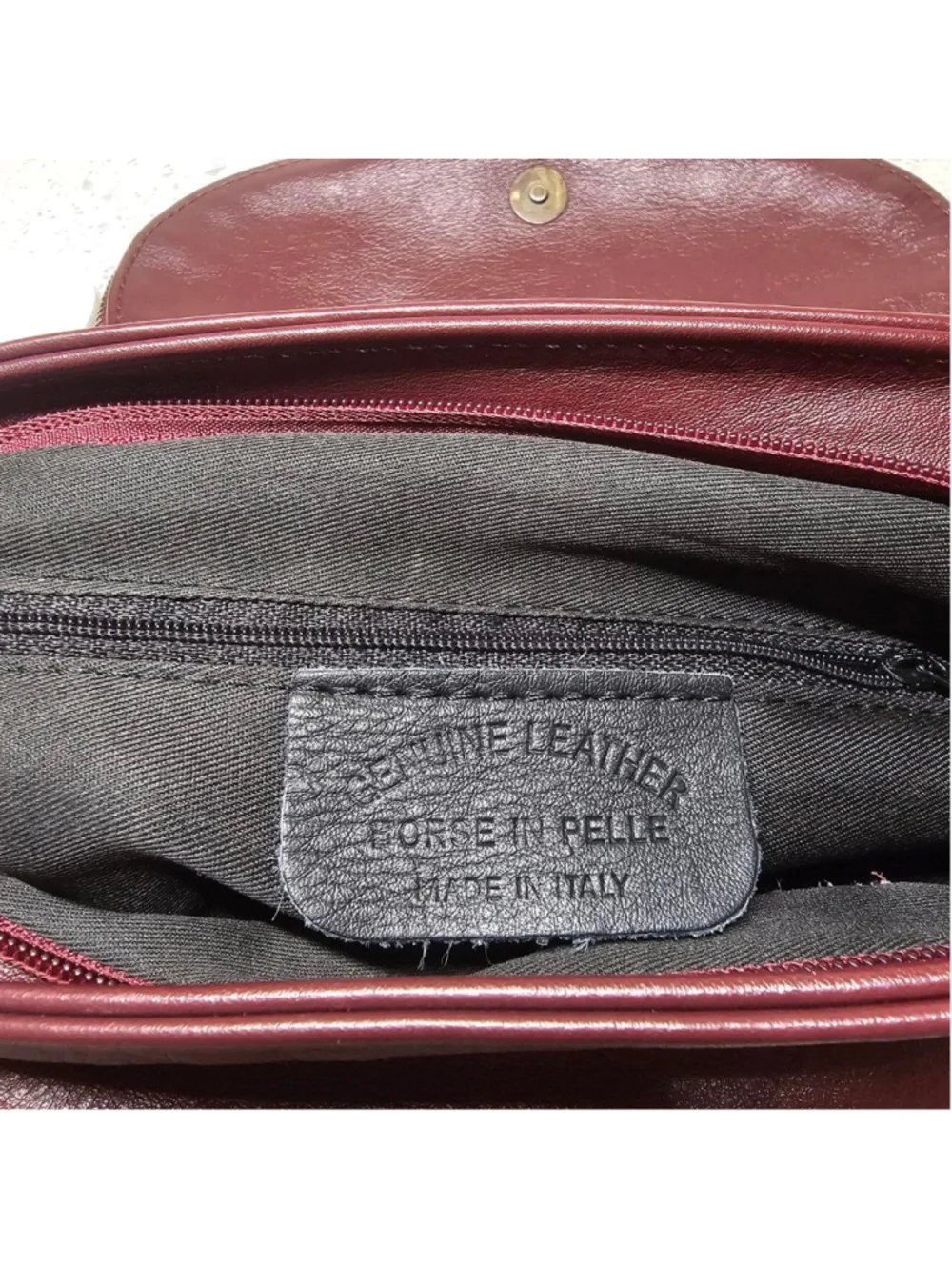 Borse in Pelle / Vera Pelle Burgundy Genuine Leather Crossbody Bag with Tassel